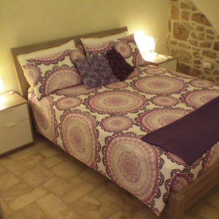 Bed and Breakfast La Grotta Мезанье Экстерьер фото